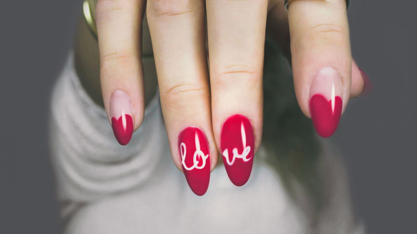 Encuentra inspiración para una idea de manicura original - %